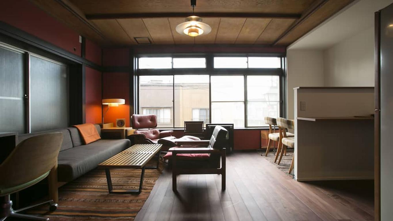 Yawp! Backpackers - Hostel