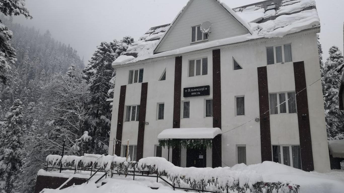 Alpenhauz Hotel