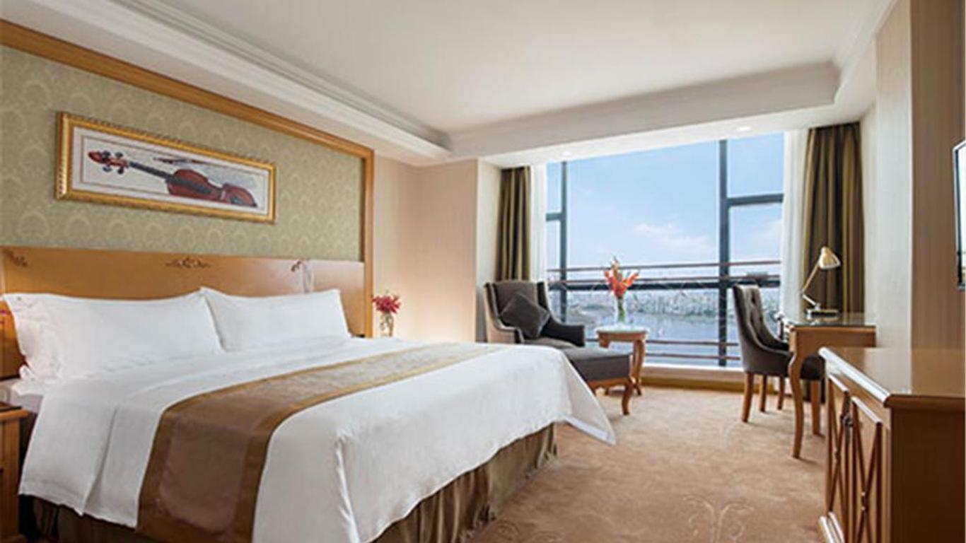 Vienna Hotel Guangzhou Panyu Dashi Qiao