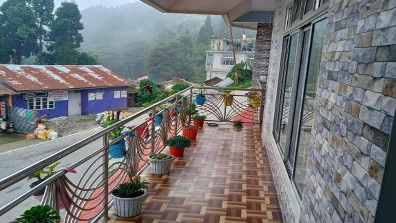 Mayel Lyang Residency