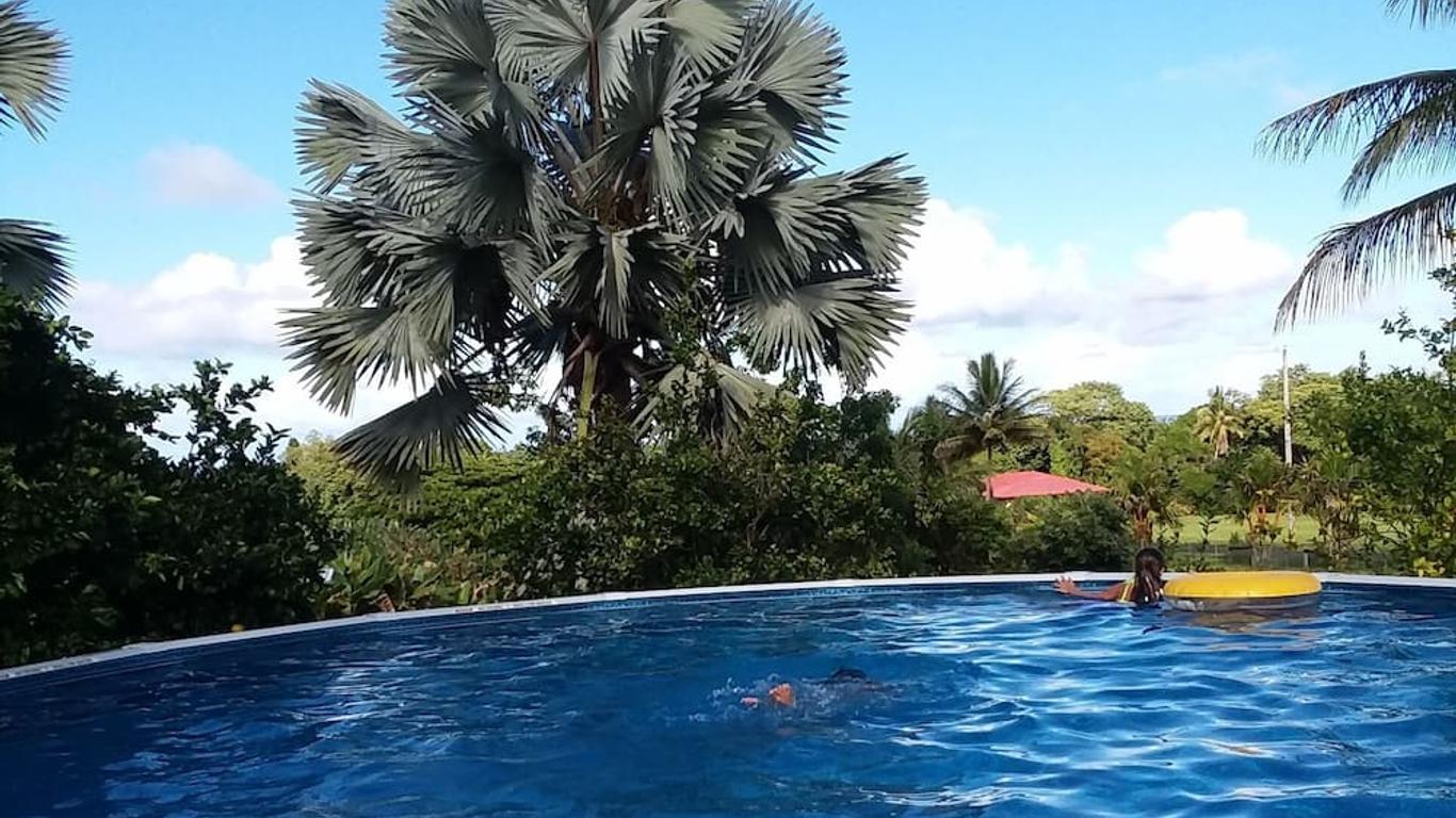 Island Goode's - Luxury Adult Only Accommodation near Hilo