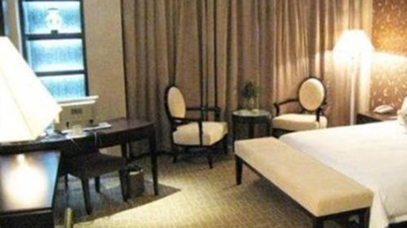 Donggang Hotel