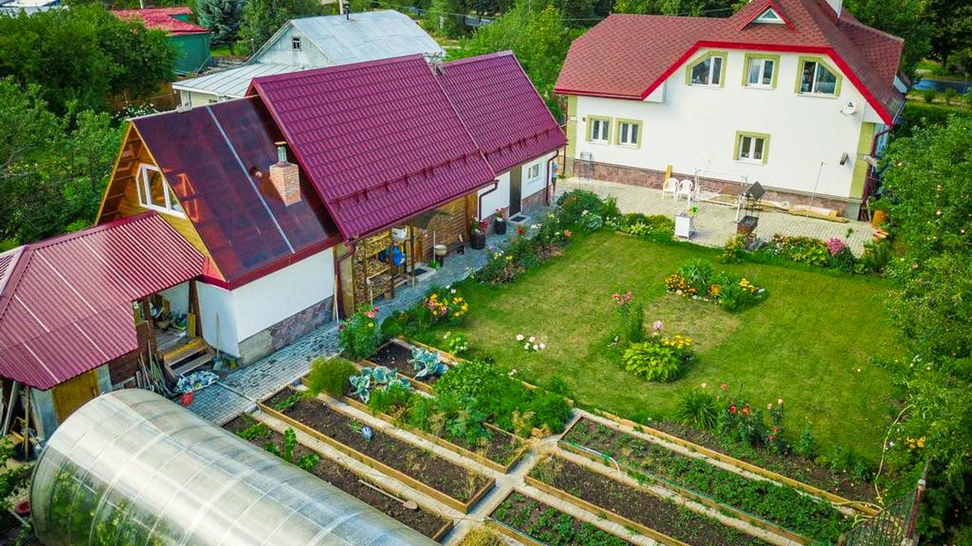 Banschikov Guest House