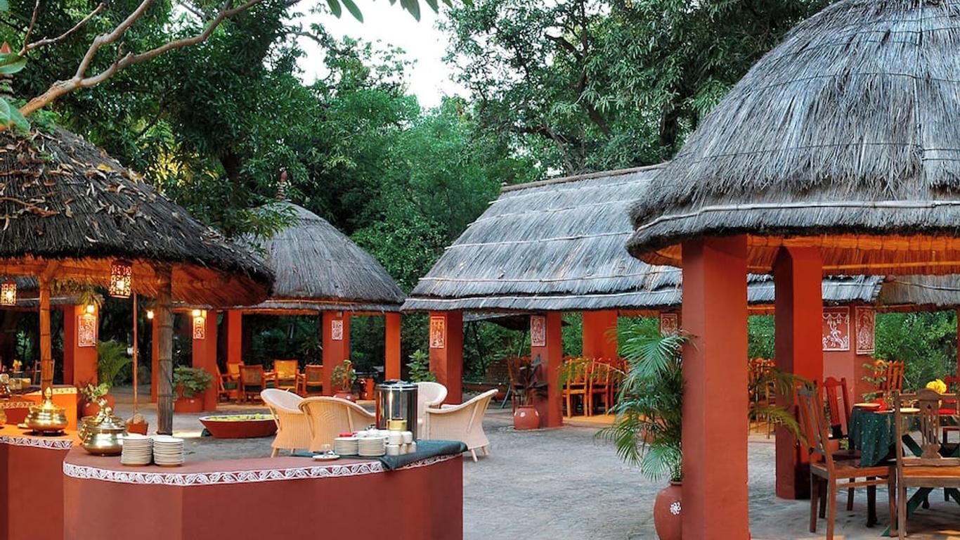 Welcomheritage Maharani Bagh Orchard Retreat