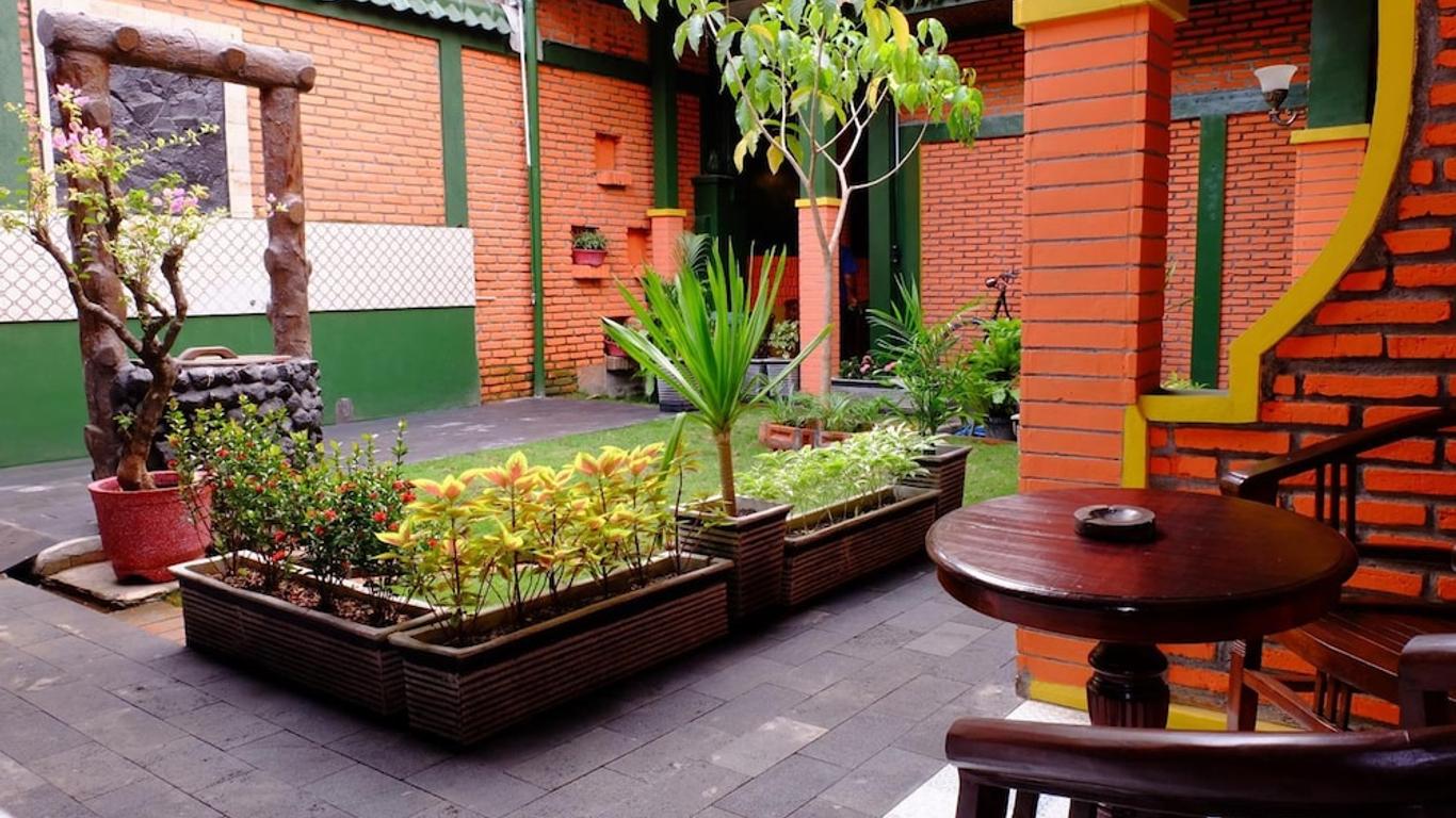 Kampoeng Djawa Hotel