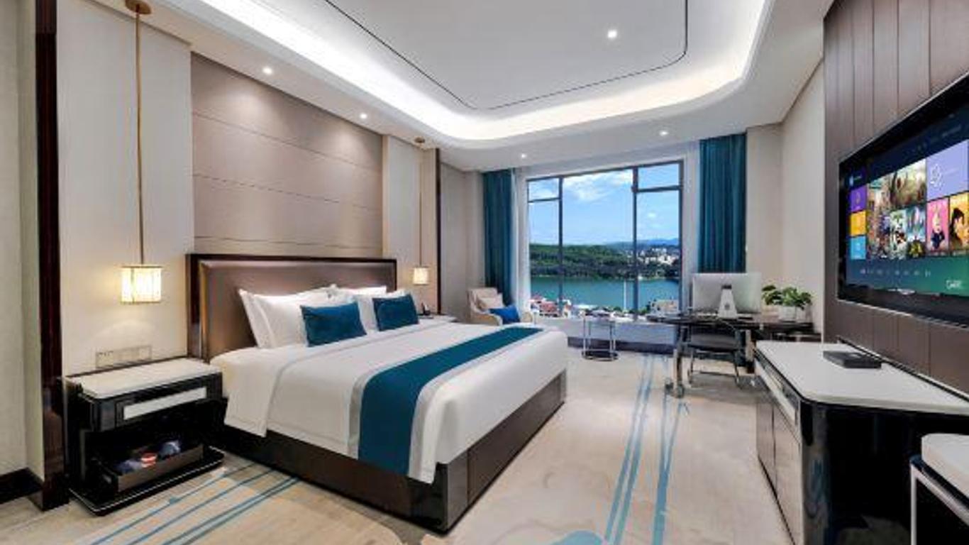 Yuanling Huixin Lijing Hotel