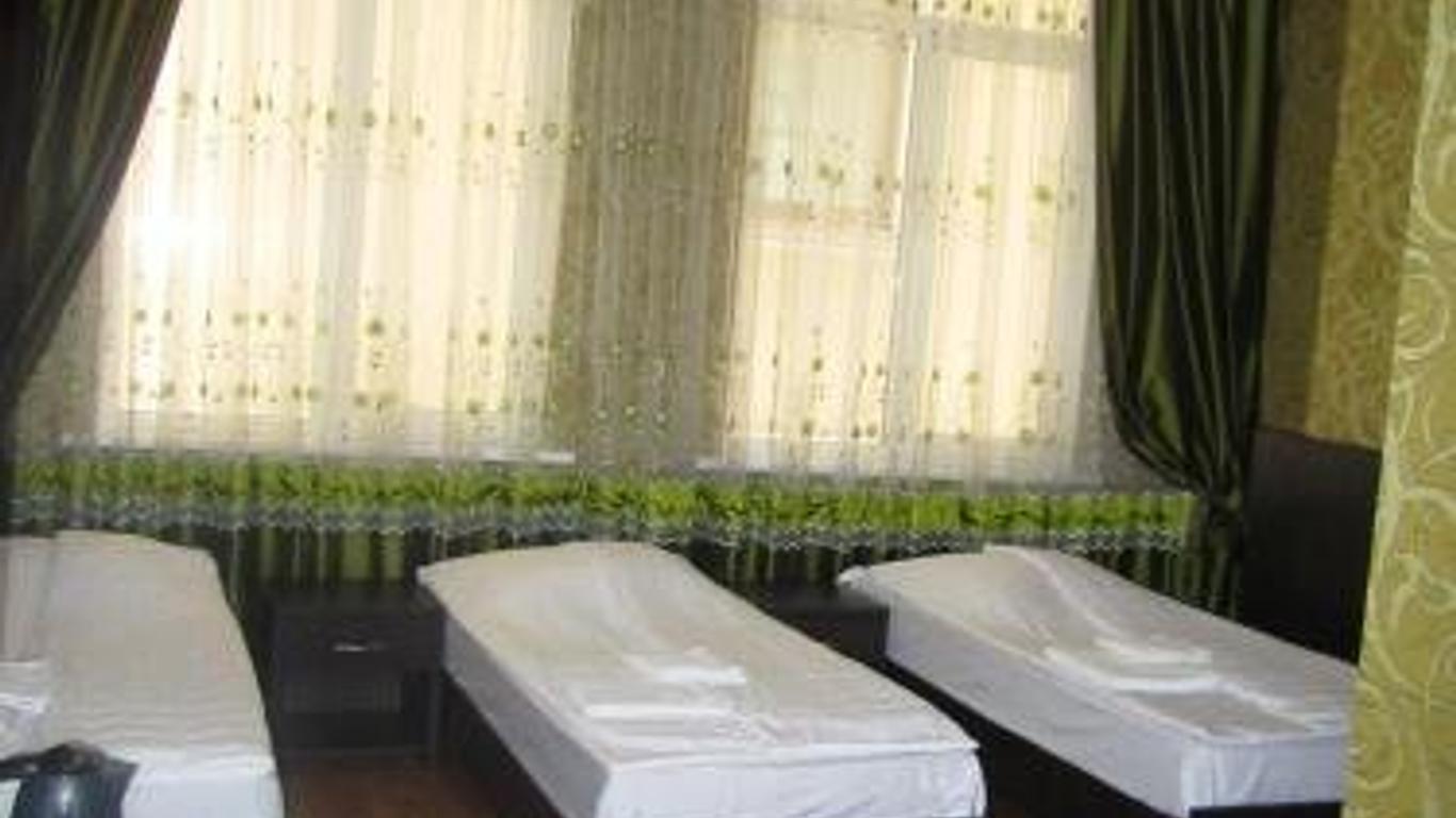 Roz 119 Guest House