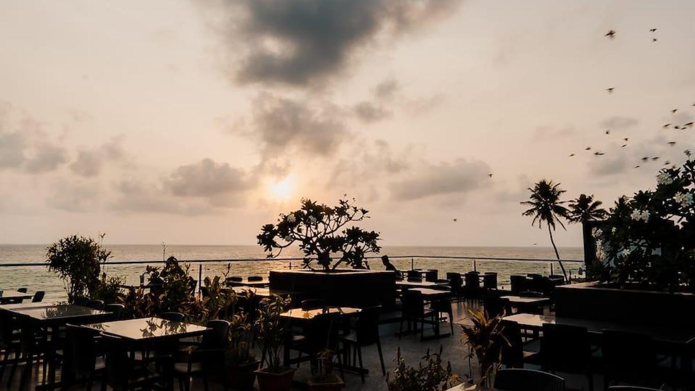 Sea Queen Hotel