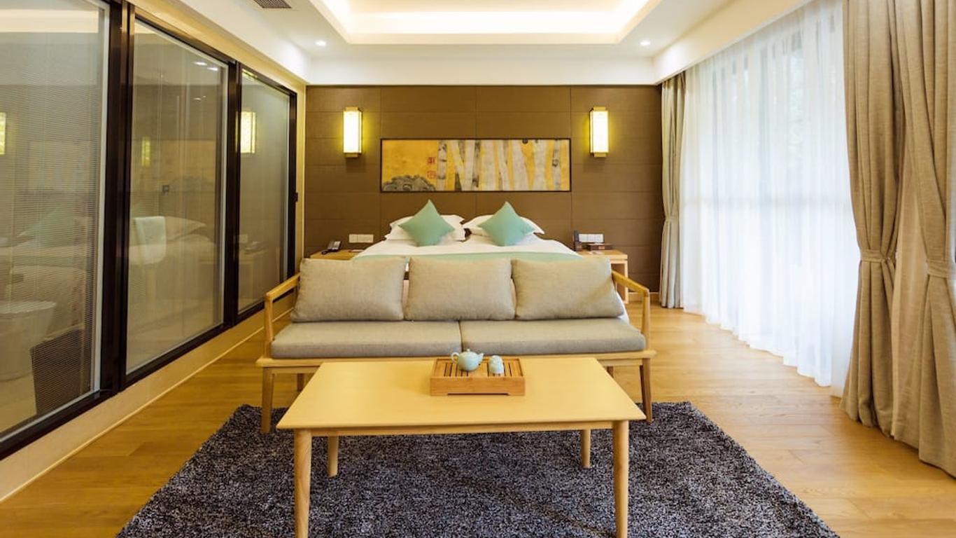 Hiking Hotel Hangzhou