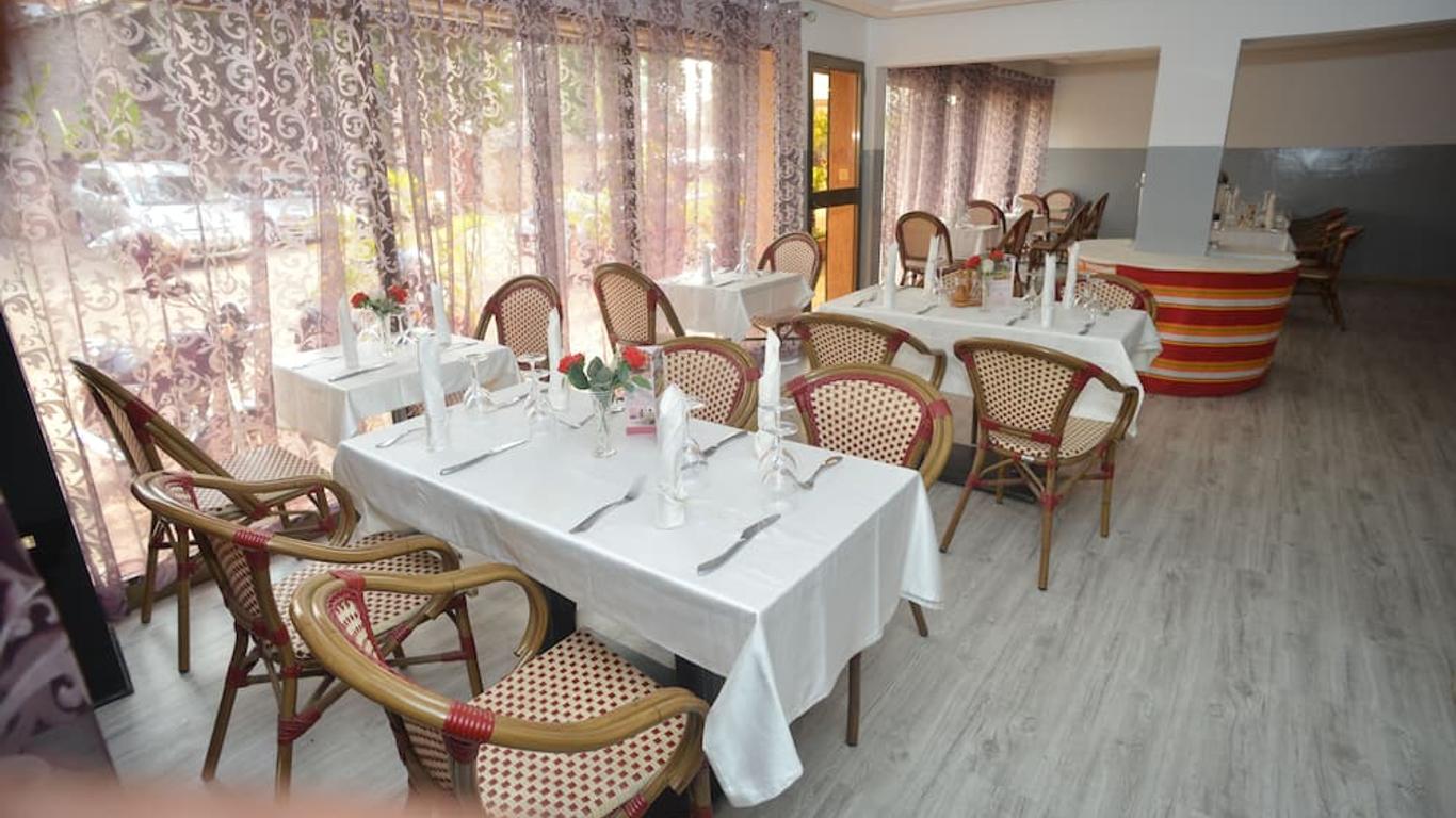 Jess Hotel