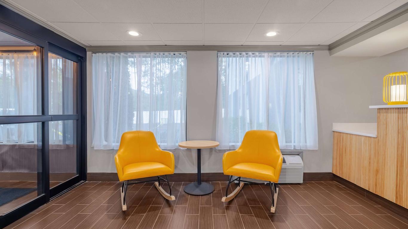 Spark by Hilton Clarks Summit