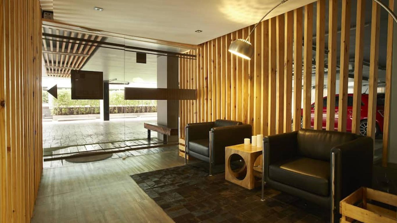 Qube Suites Sukhumvit