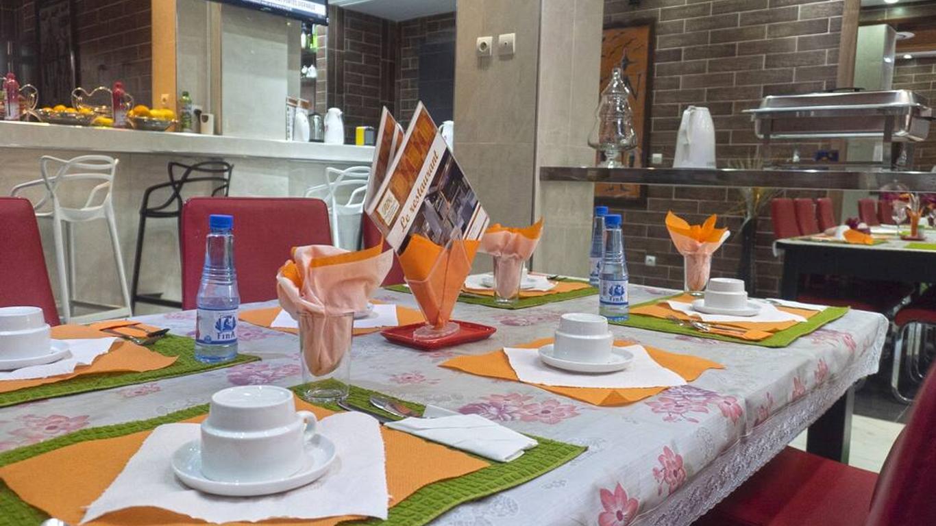 Hotel Les Mamelles
