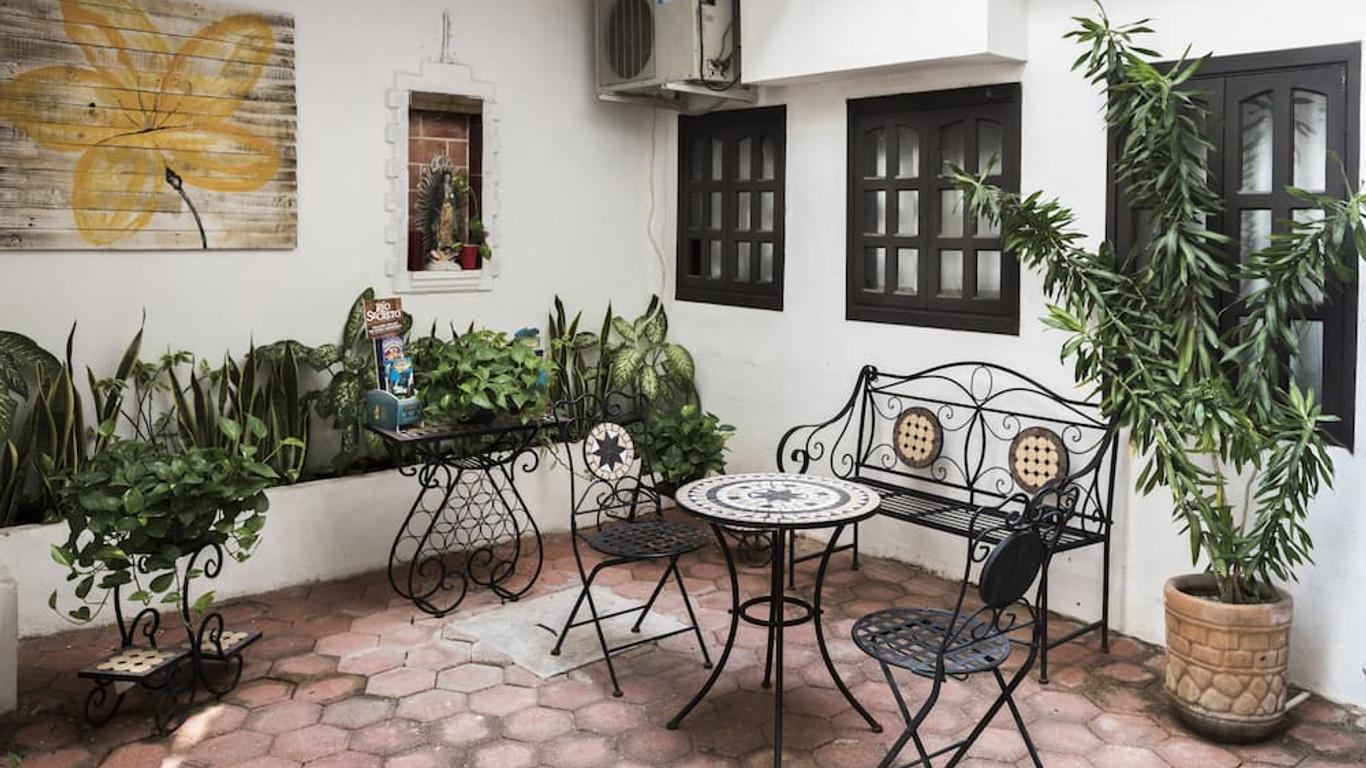 Coconut Hotel Boutique