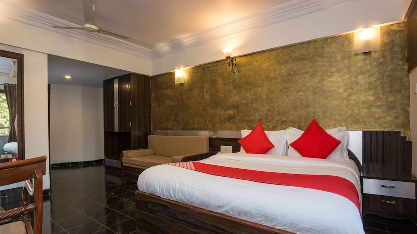 Oyo 12078 Hotel Suncity