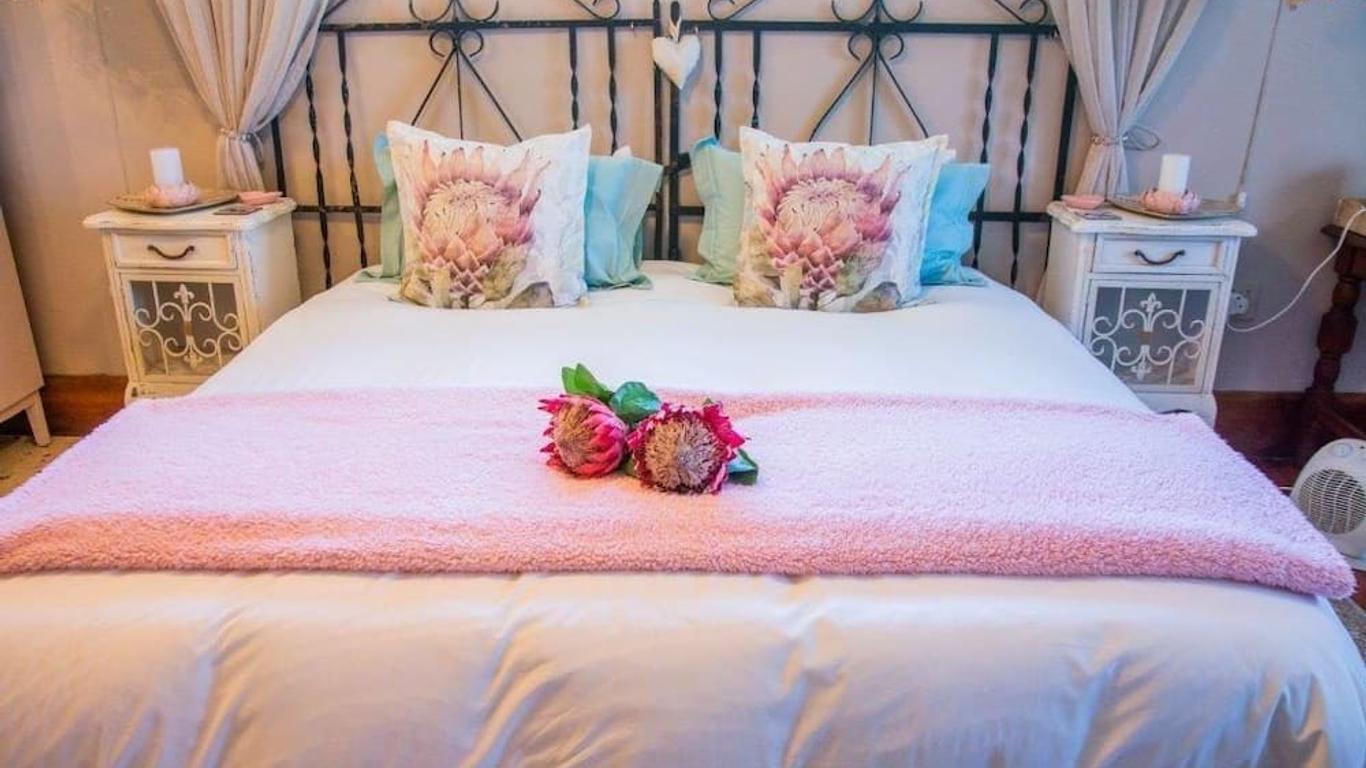 Mirabel Guesthouse