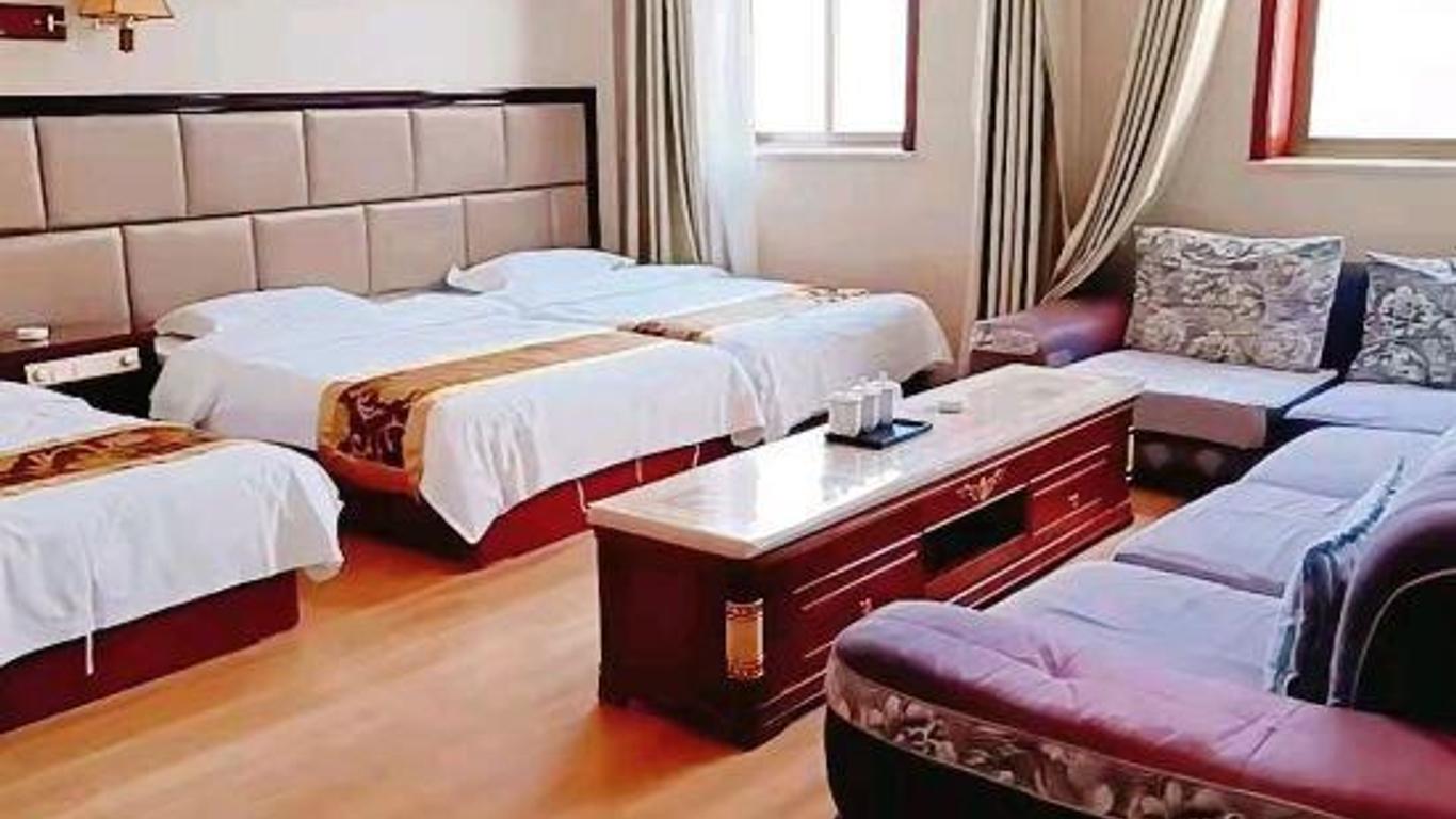 Minle Tianyu Business Hotel