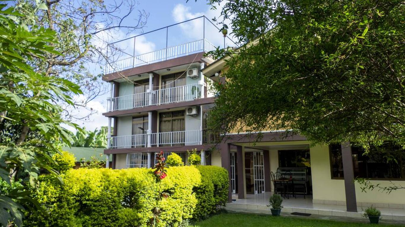 Runako Lodge