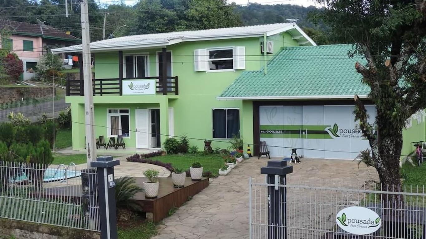 Pousada Três Coroas