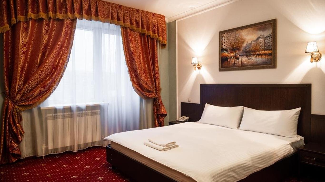 Business Hotel