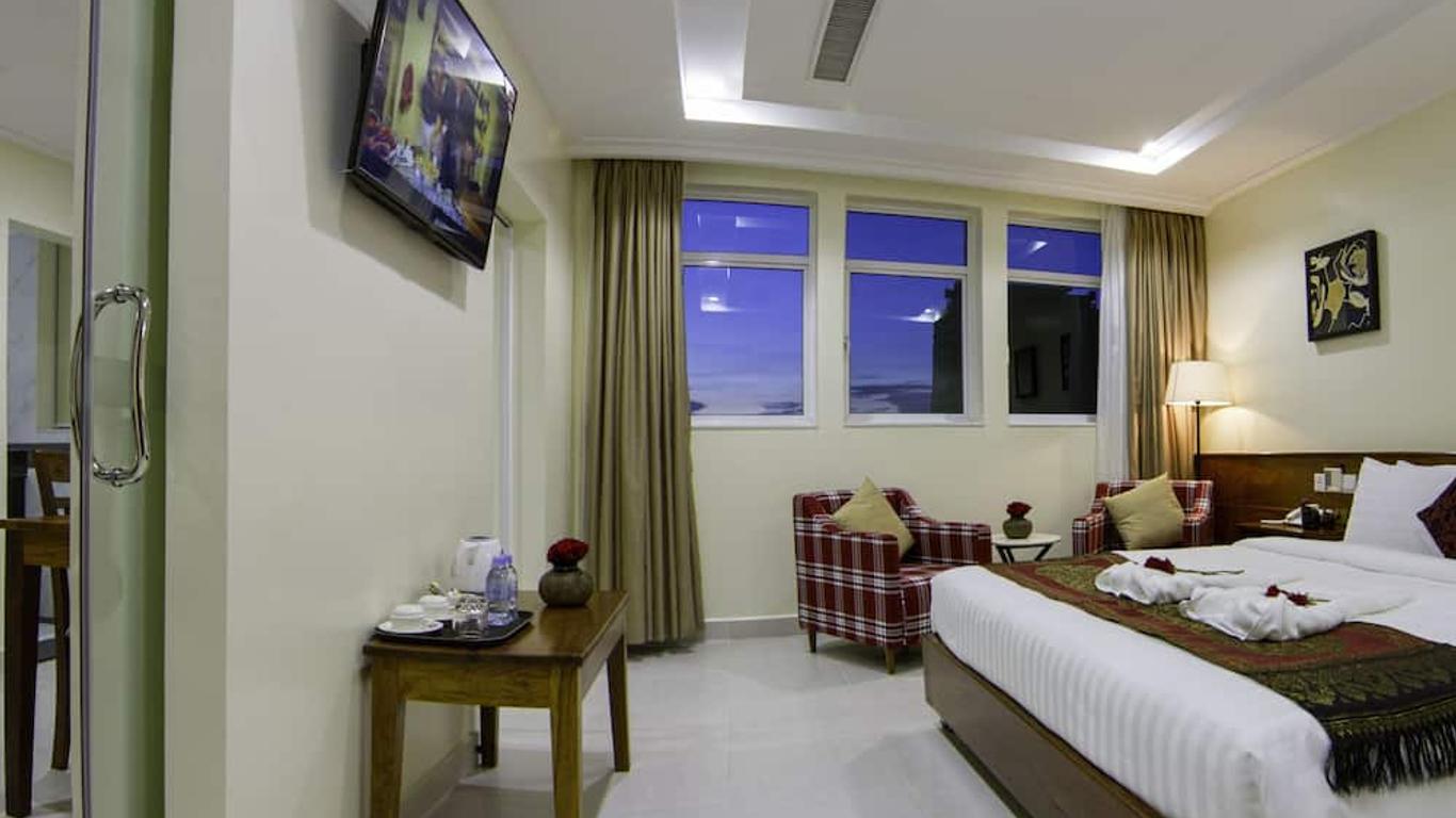 Rose Emerald Hotel