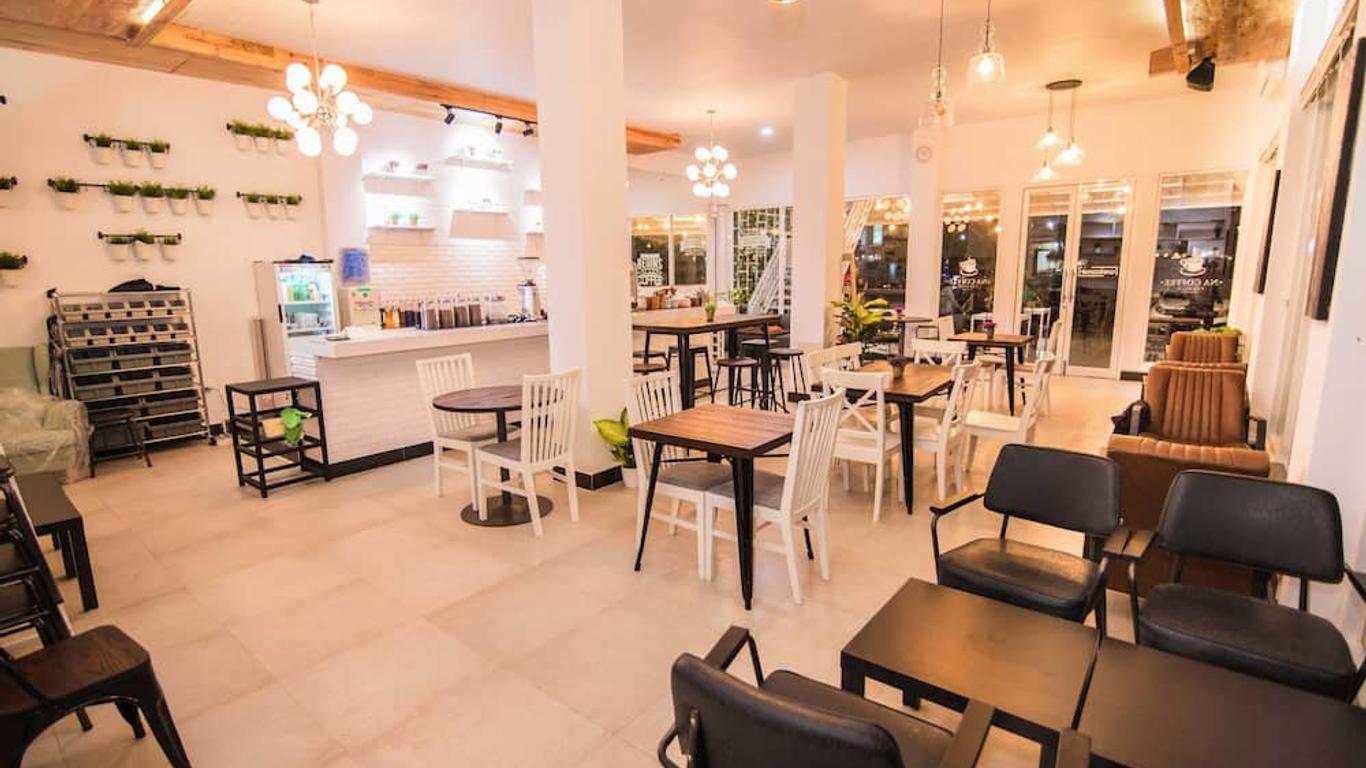 Hadrah Hotel