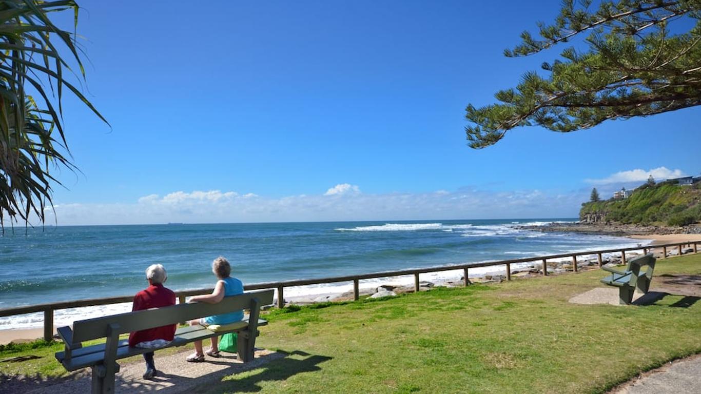 Raintrees Moffat Beach