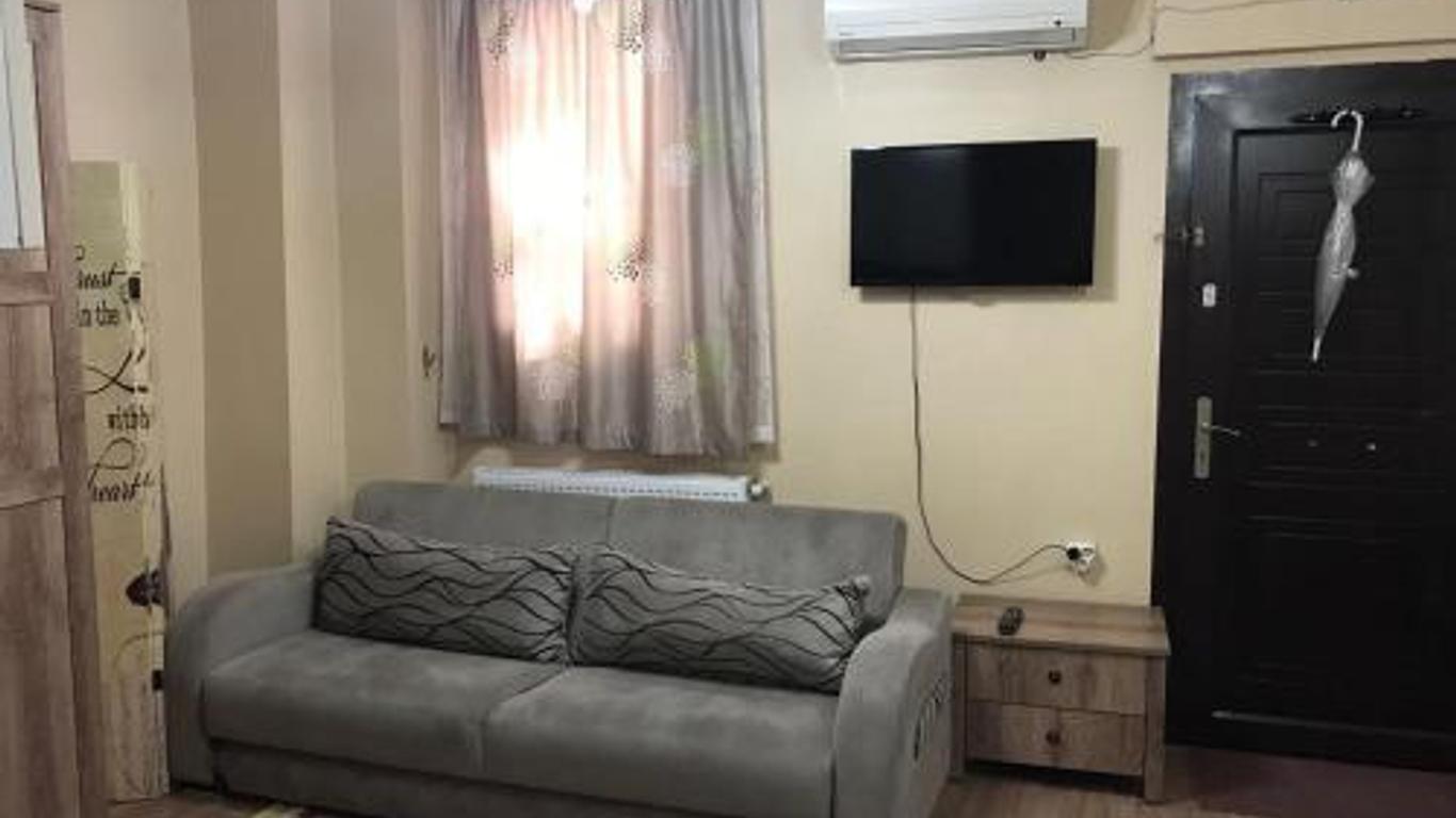 Nelly Guesthouse