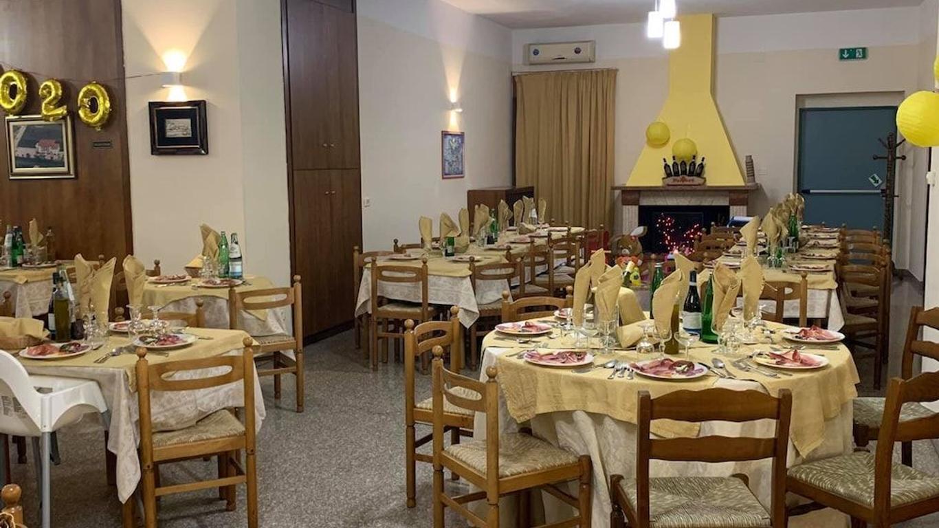Hotel Paradiso