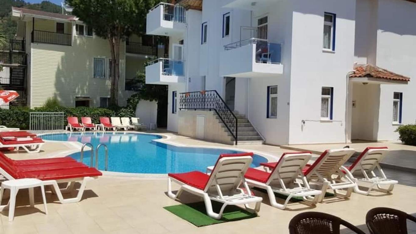 Tolan Apartments