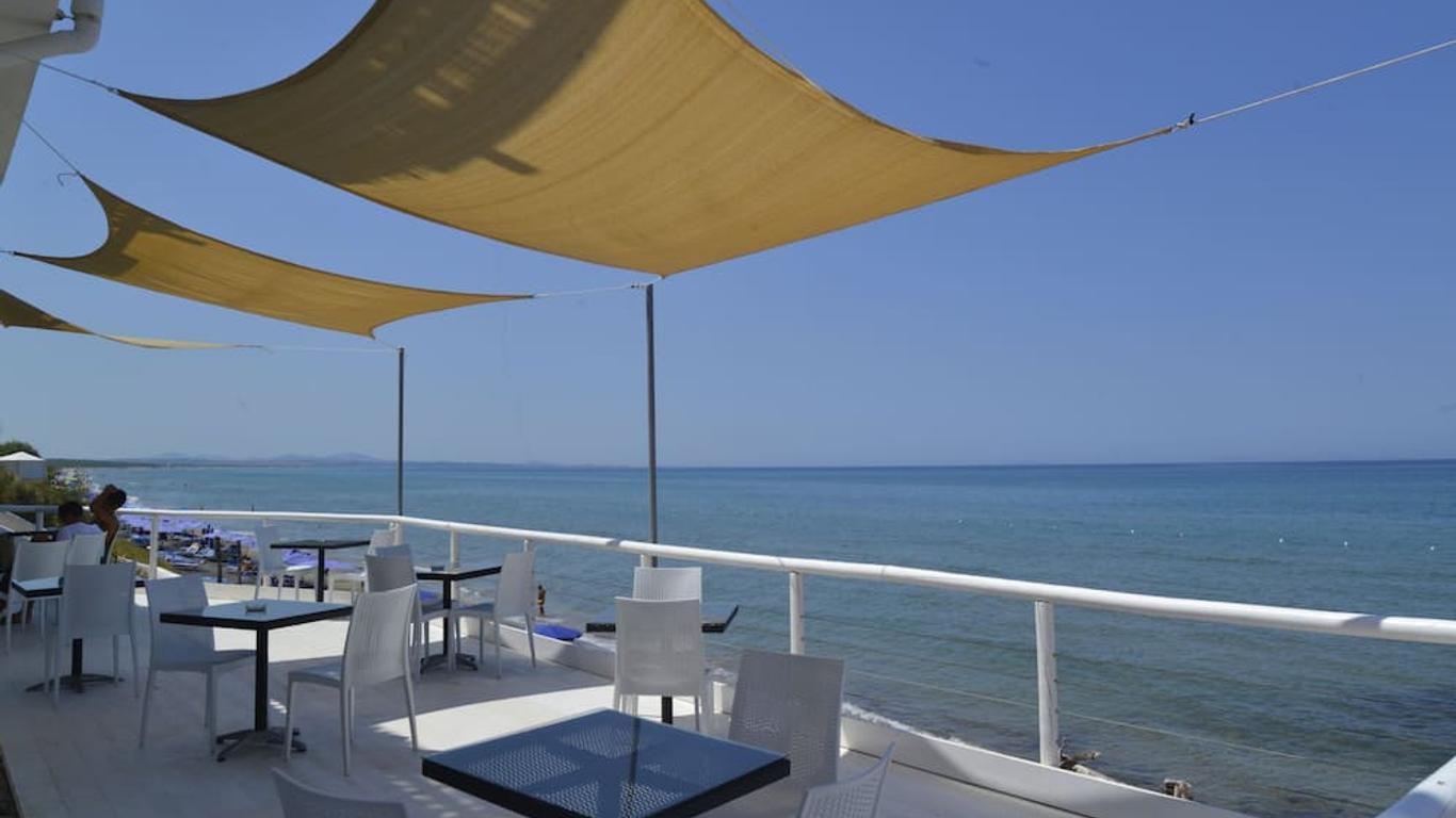 La Plage Resort