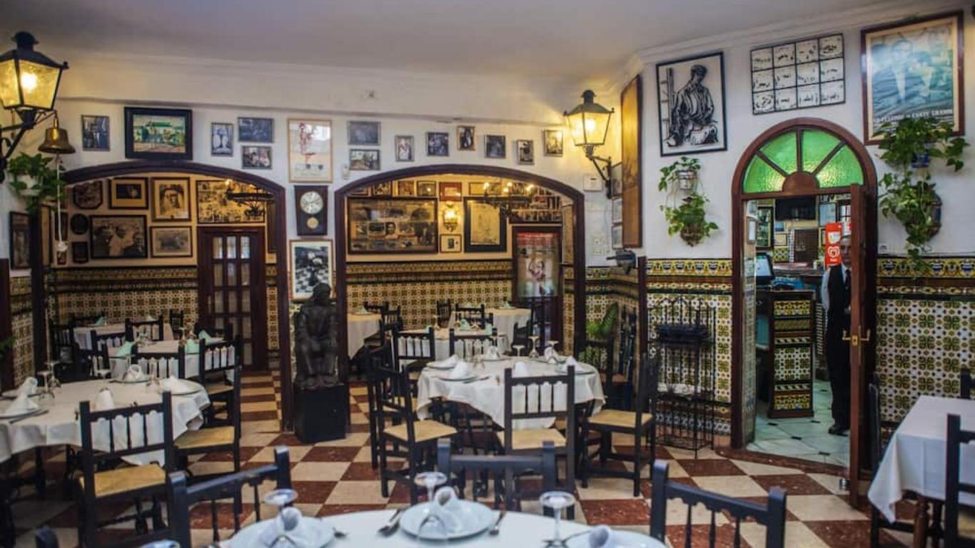 Apartamentos Turísticos Bahía Sur