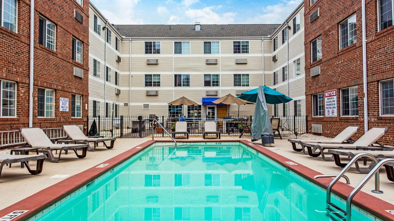 MainStay Suites Greenville Airport