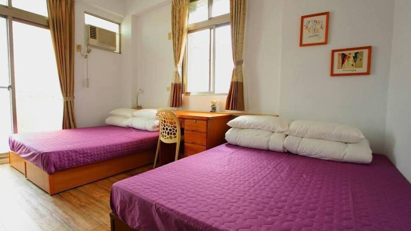 5 Way House Hostel