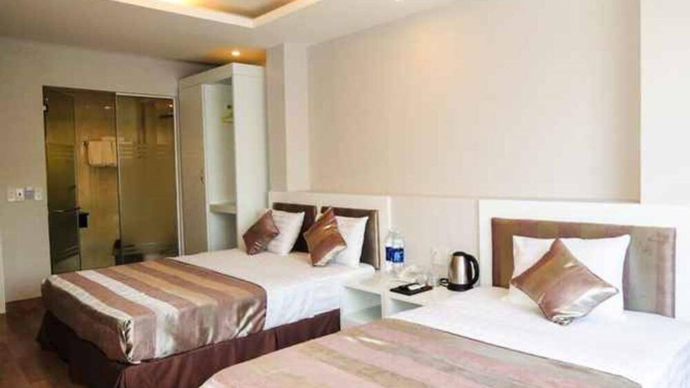 Van Nam Hotel