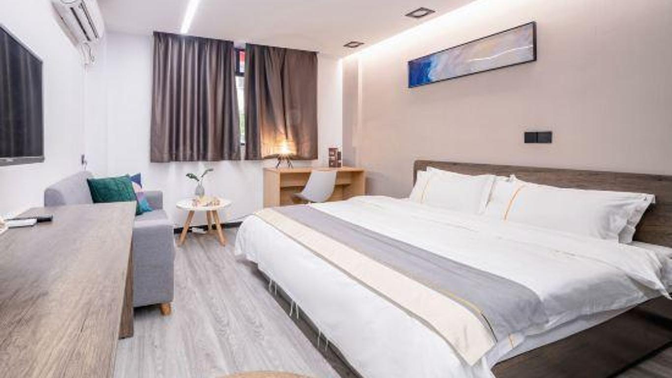 Jucheng Hotel