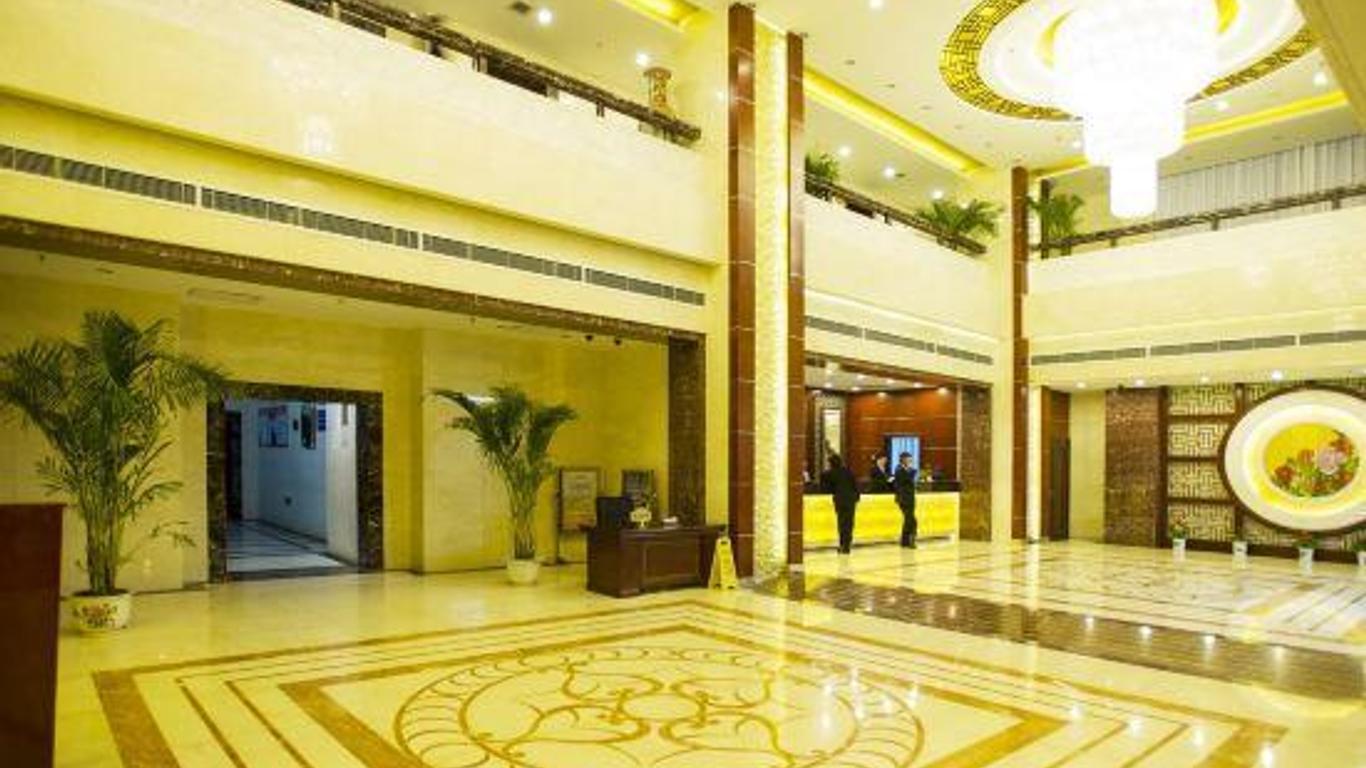 Century Sunshine Holiday Hotel
