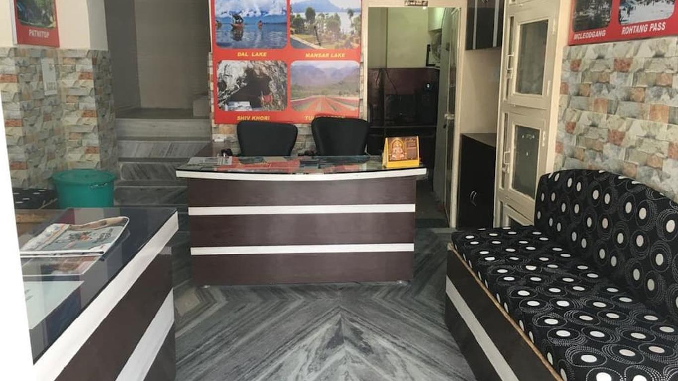 Hotel nirmal