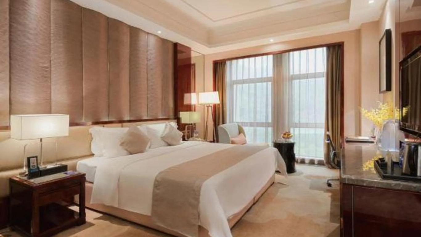 Winner Ambassador Hotel