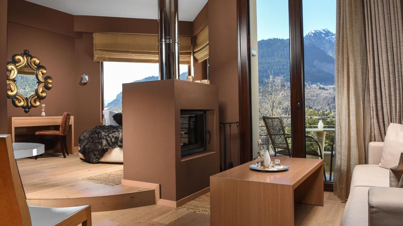 Forest Suites Boutique Hotel