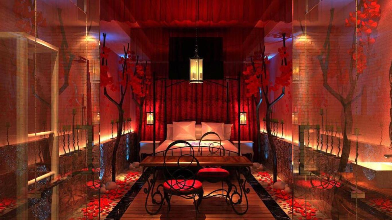 Swan of Love Shenzhen Luohu Hotel