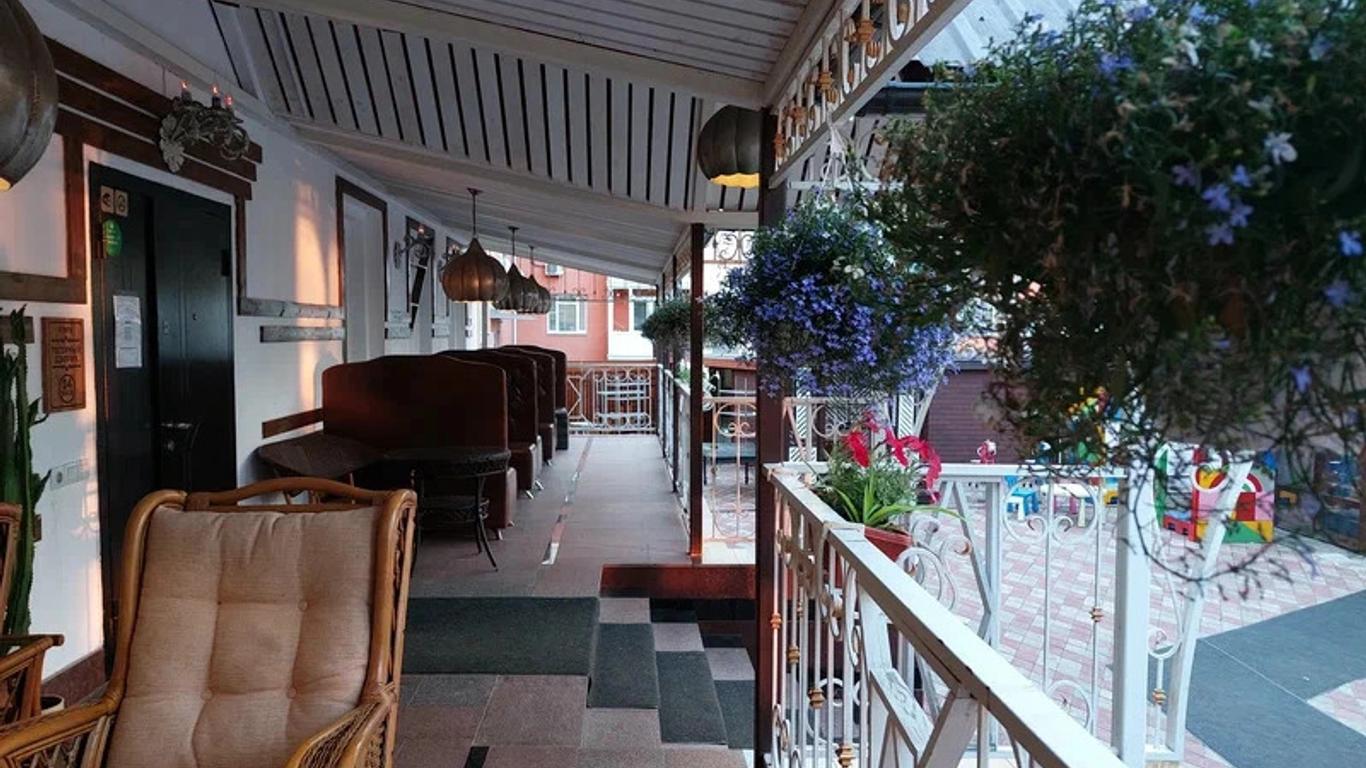 Gostiniy Dvorik Guest House