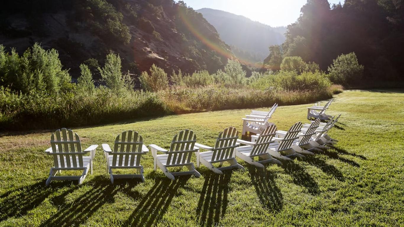 Morrison's Rogue River Lodge