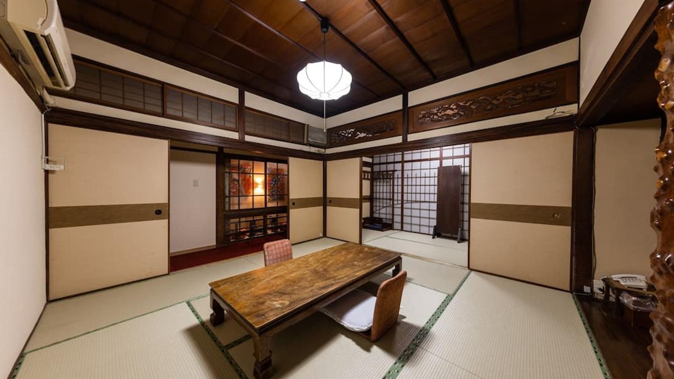 Hotel Sumire