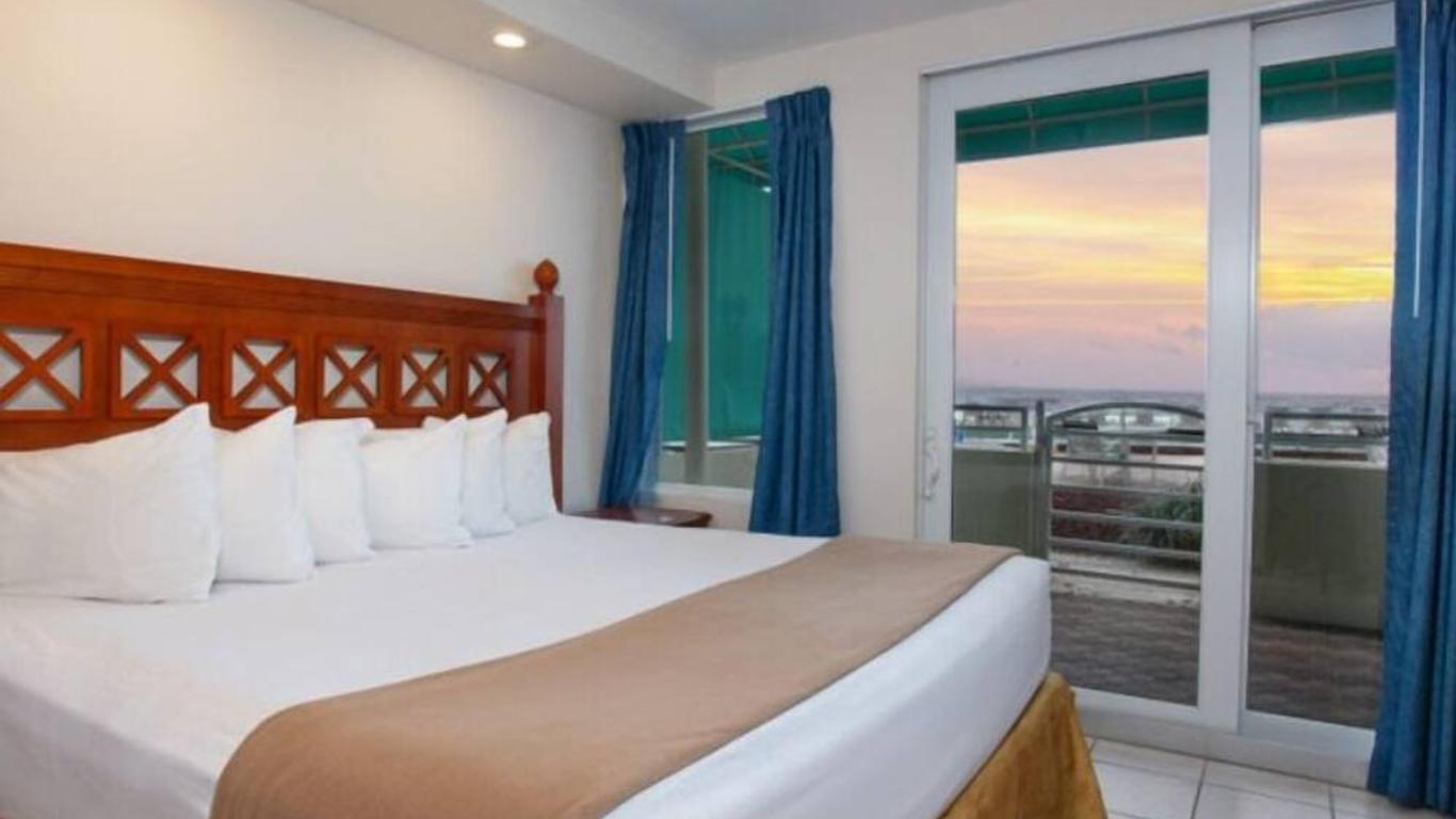 Harbour Beach Resort 811