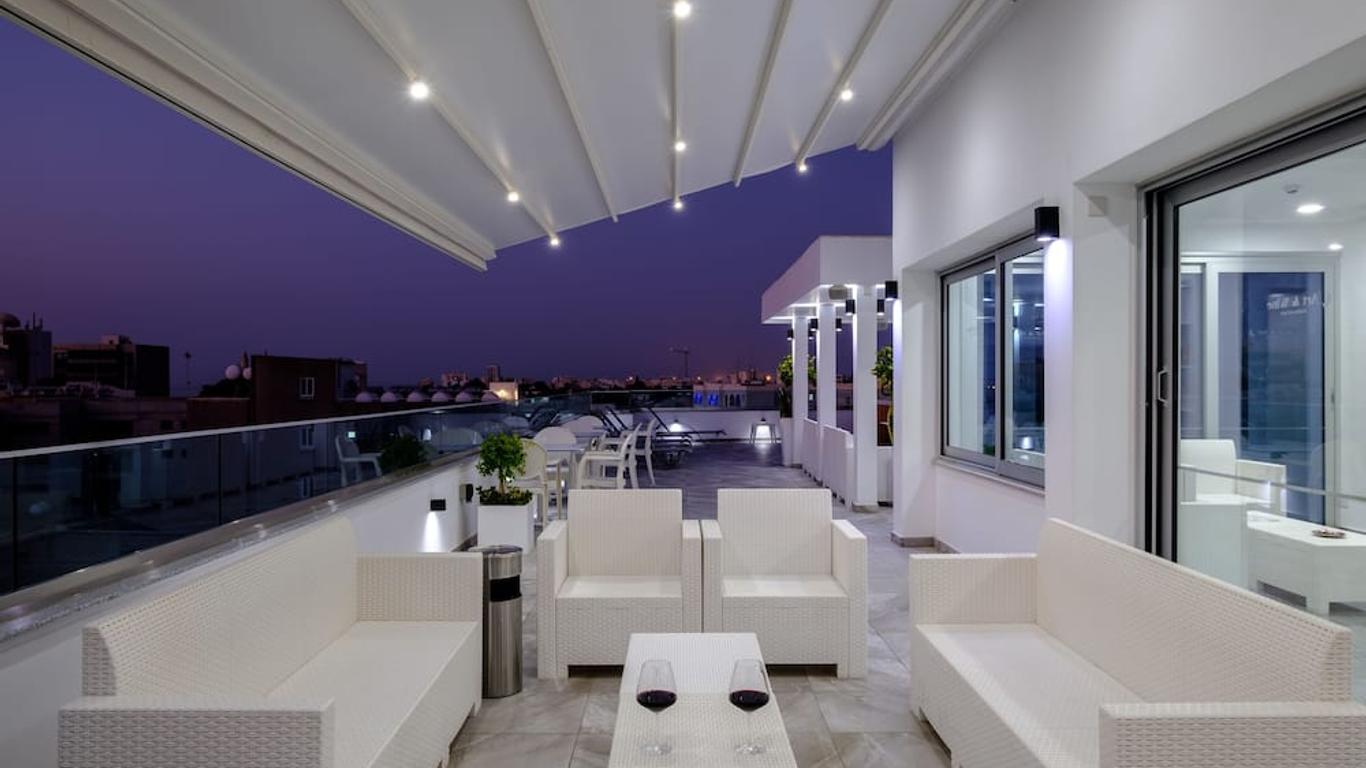Art & Wine Studios and Apts