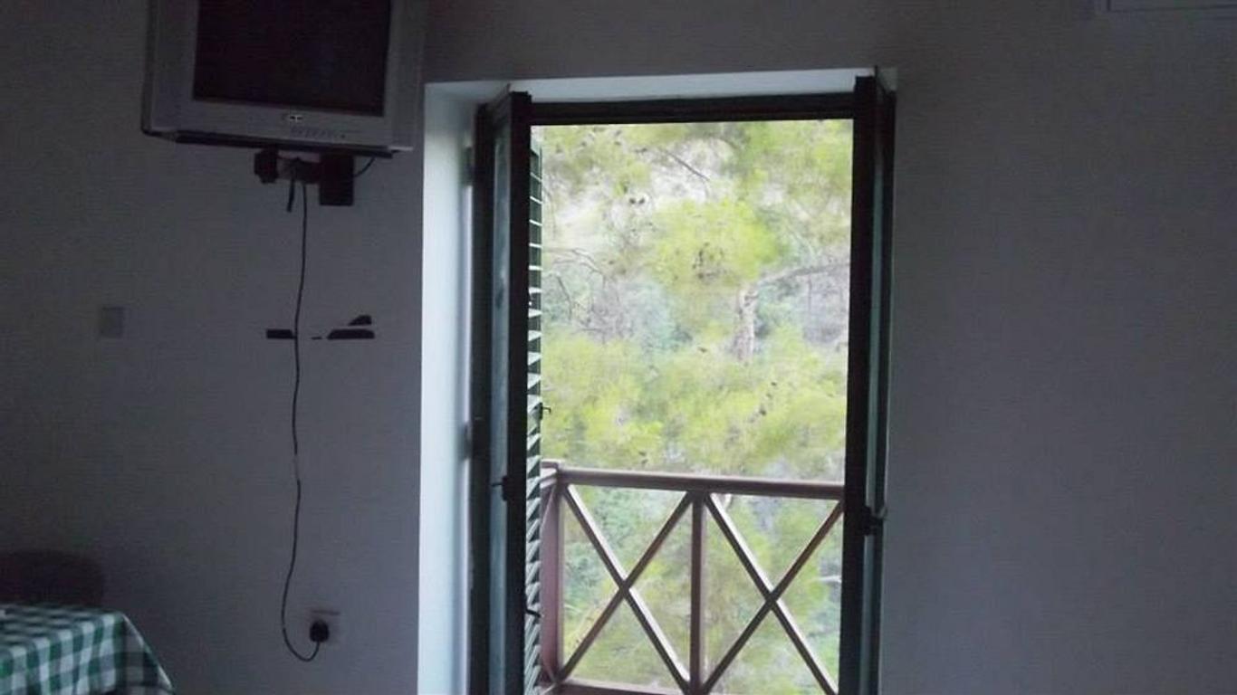 Pine View Boutique Hotel Adults Only