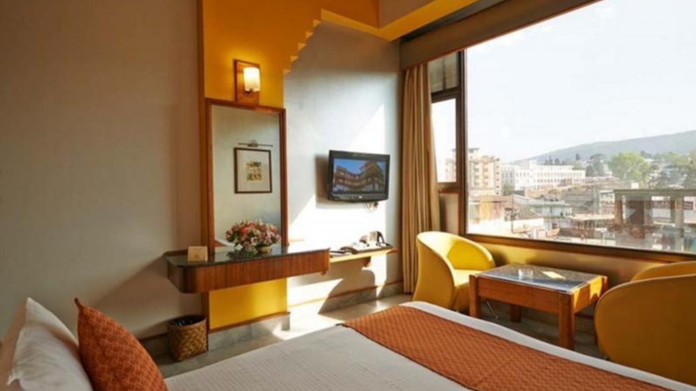 Hotel Centre Point