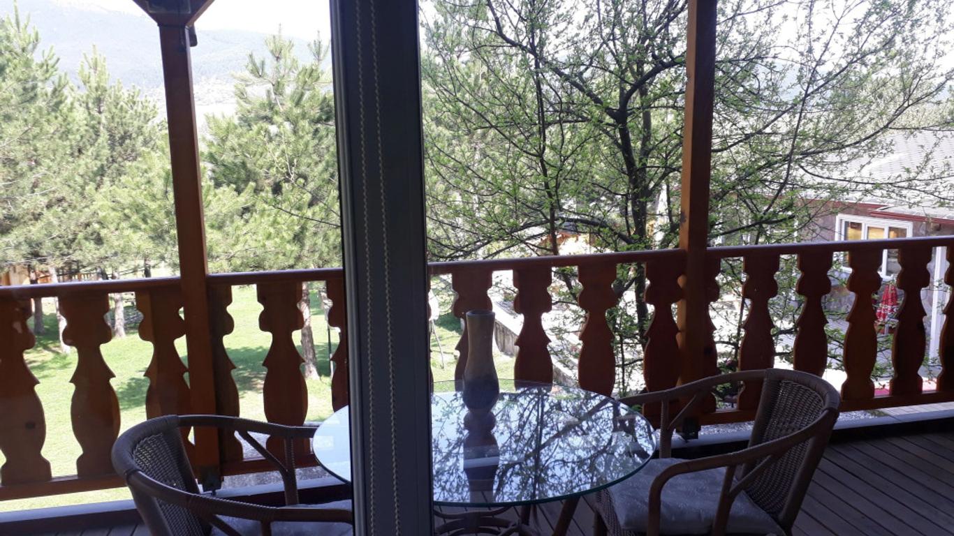 Nesilce Tatil Koyu