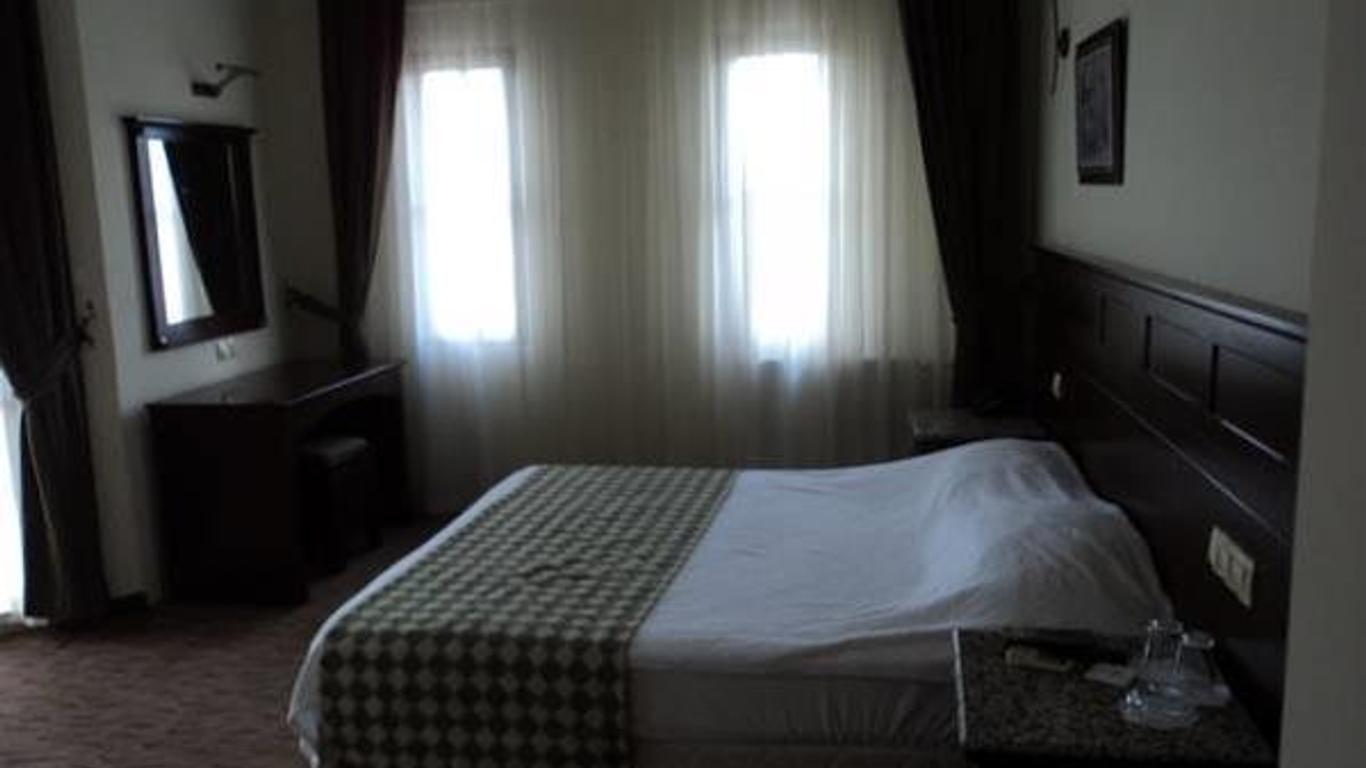 Egehan Hotel